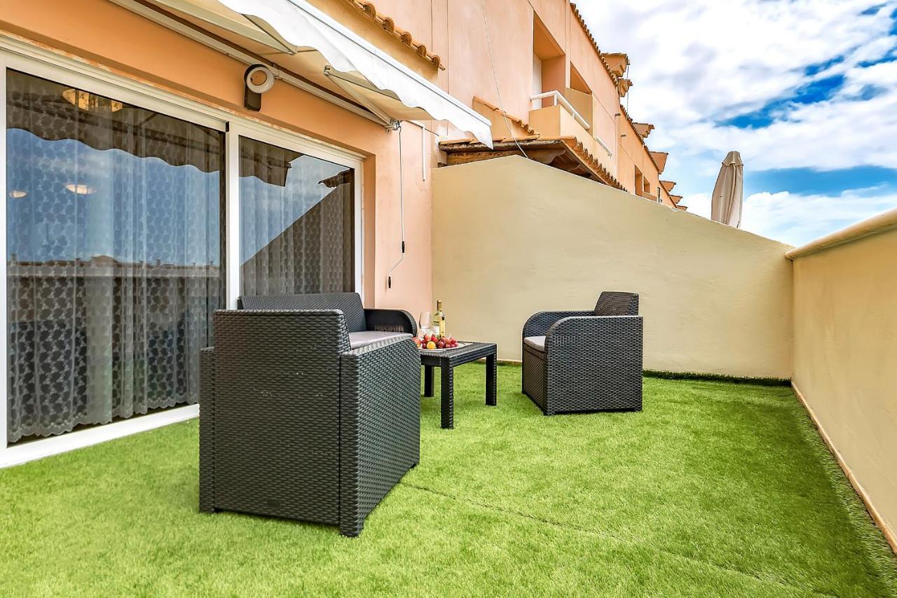 Yellow 3 Bedroom Large Apartment For 10 Guests Costa Adeje  Kültér fotó