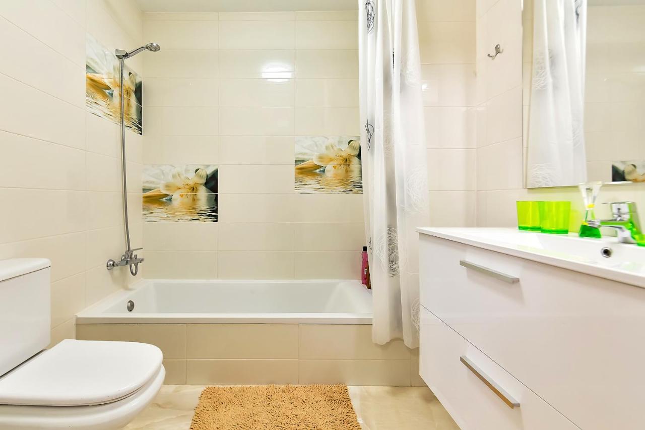 Yellow 3 Bedroom Large Apartment For 10 Guests Costa Adeje  Kültér fotó